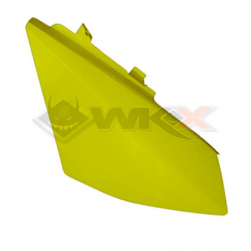 Plaque latérale YCF gauche JAUNE