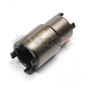 Douille cannelée pour écrou d'embrayage