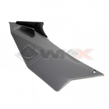 Plaque arrière YCF droite GRIS